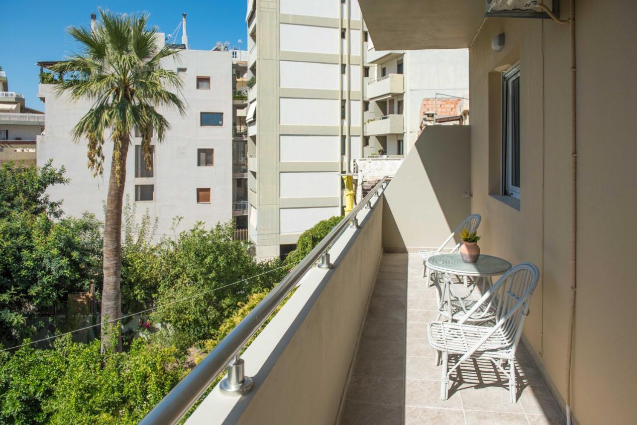 Comfy Central 1 Bedroom Apt With Terrace And View كاندية المظهر الخارجي الصورة